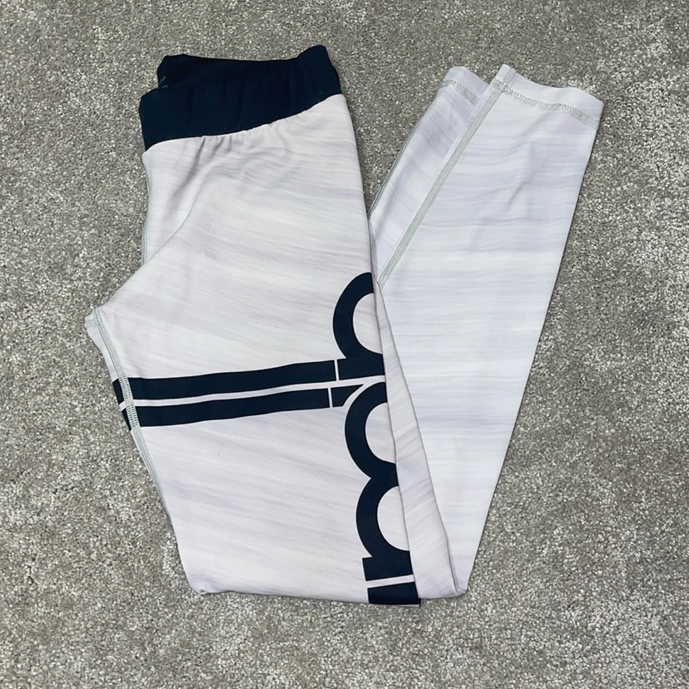 Booty contour leggings